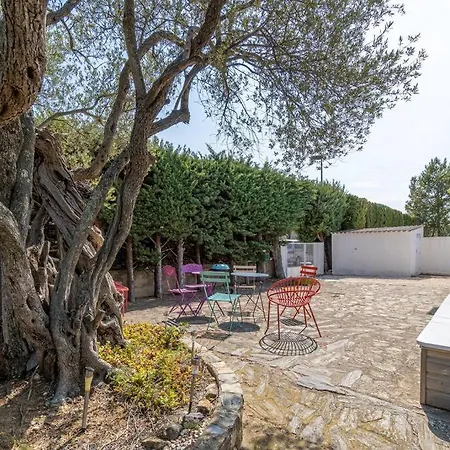 Mb1-house With Big Garden ,swimming-pool, & Barbacue In Holiday home