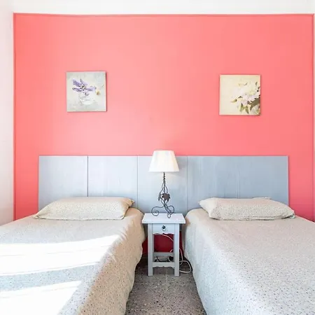 Mb1-house With Big Garden ,swimming-pool, & Barbacue In Rosas